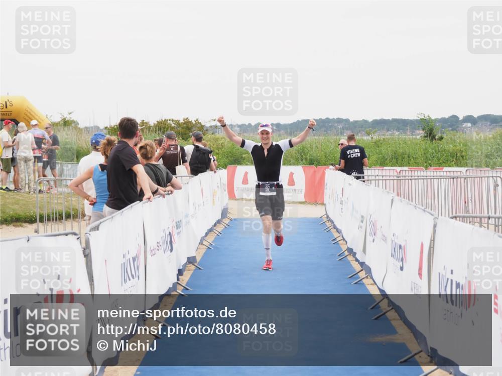 22.06.2025 - Viking Triathlon MichiJ http://msf.ph/oto/8080458 22.06.2025 16:09:58 Ziel 97 meine-sportfotos.de