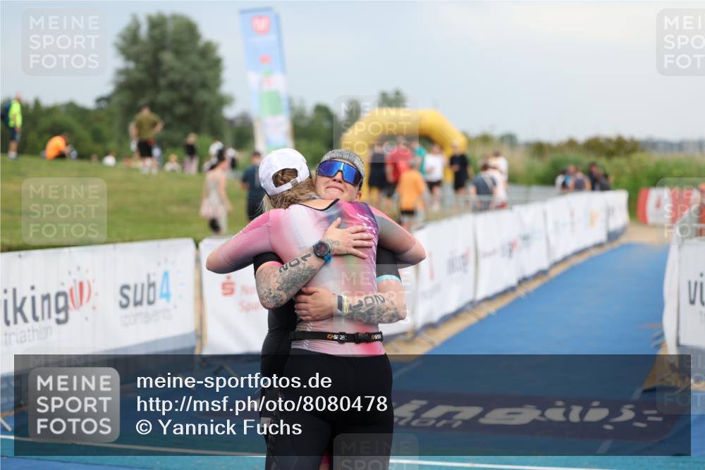22.06.2025 - Viking Triathlon Yannick Fuchs http://msf.ph/oto/8080478 22.06.2025 16:54:20 Ziel 201 meine-sportfotos.de
