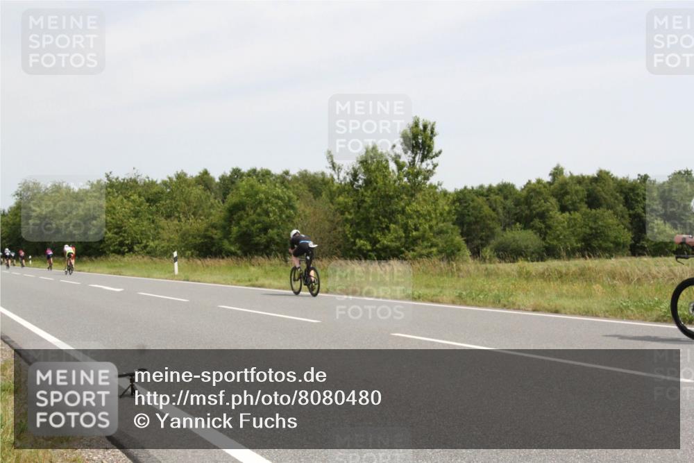 22.06.2025 - Viking Triathlon Yannick Fuchs http://msf.ph/oto/8080480 22.06.2025 12:21:04 Radfahren 2, 53, 98, 100, 476, 647, 661 meine-sportfotos.de