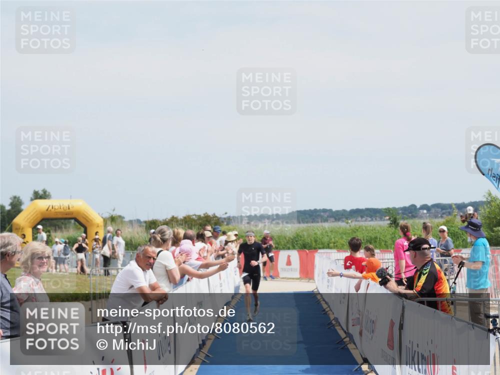22.06.2025 - Viking Triathlon MichiJ http://msf.ph/oto/8080562 22.06.2025 14:21:27 Ziel 10 meine-sportfotos.de