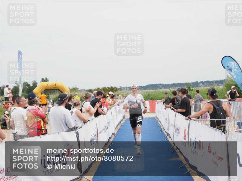 22.06.2025 - Viking Triathlon MichiJ http://msf.ph/oto/8080572 22.06.2025 14:40:42 Ziel 444 meine-sportfotos.de