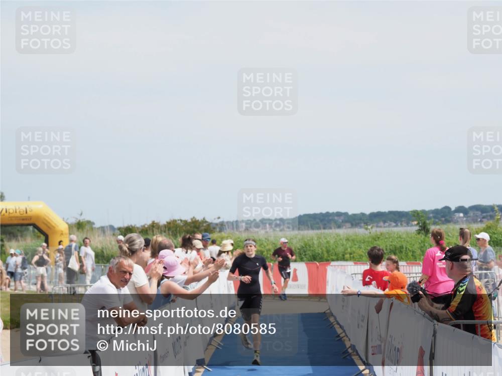 22.06.2025 - Viking Triathlon MichiJ http://msf.ph/oto/8080585 22.06.2025 14:21:27 Ziel 10 meine-sportfotos.de