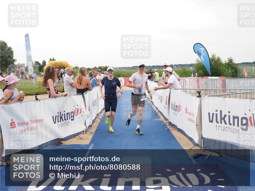 22.06.2025 - Viking Triathlon MichiJ http://msf.ph/oto/8080588 22.06.2025 15:56:57 Ziel 318, 328 meine-sportfotos.de
