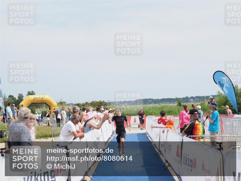 22.06.2025 - Viking Triathlon MichiJ http://msf.ph/oto/8080614 22.06.2025 14:21:28 Ziel 10 meine-sportfotos.de