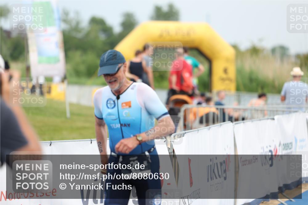 22.06.2025 - Viking Triathlon Yannick Fuchs http://msf.ph/oto/8080630 22.06.2025 16:59:21 Ziel 26 meine-sportfotos.de