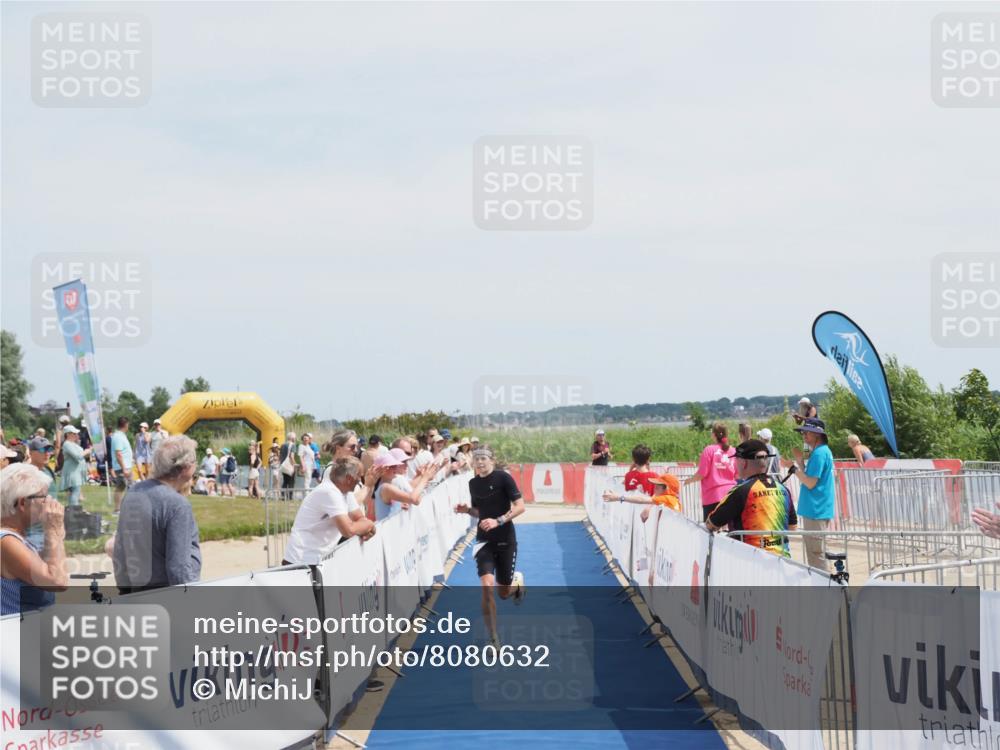 22.06.2025 - Viking Triathlon MichiJ http://msf.ph/oto/8080632 22.06.2025 14:21:28 Ziel 10 meine-sportfotos.de