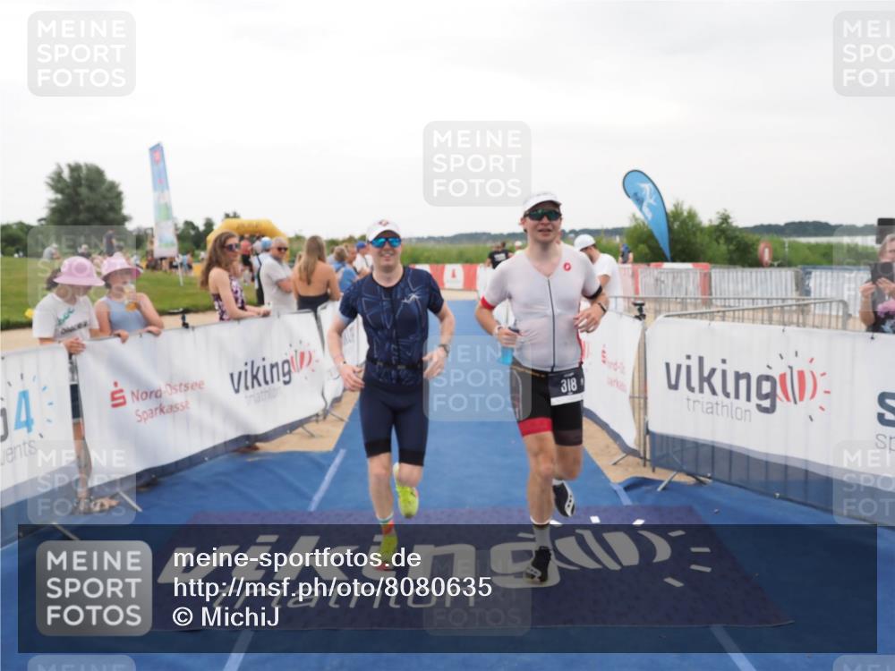22.06.2025 - Viking Triathlon MichiJ http://msf.ph/oto/8080635 22.06.2025 15:56:58 Ziel 318, 328 meine-sportfotos.de