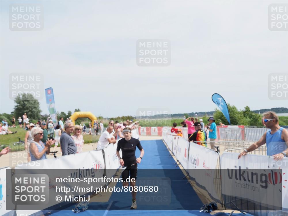 22.06.2025 - Viking Triathlon MichiJ http://msf.ph/oto/8080680 22.06.2025 14:21:29 Ziel 10 meine-sportfotos.de
