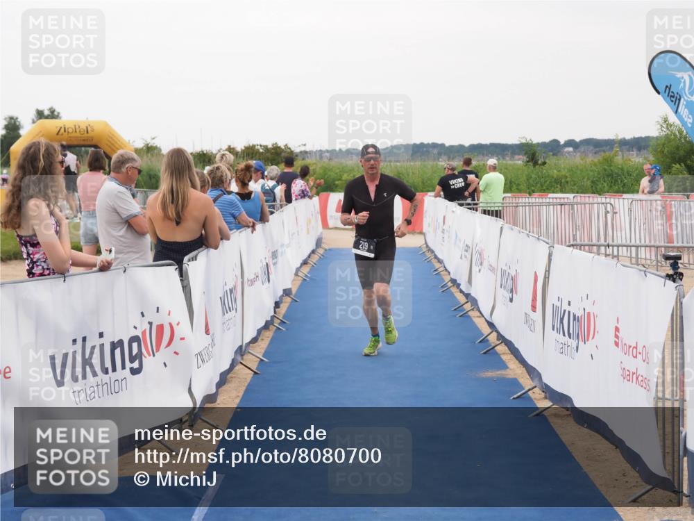 22.06.2025 - Viking Triathlon MichiJ http://msf.ph/oto/8080700 22.06.2025 15:57:44 Ziel 219 meine-sportfotos.de