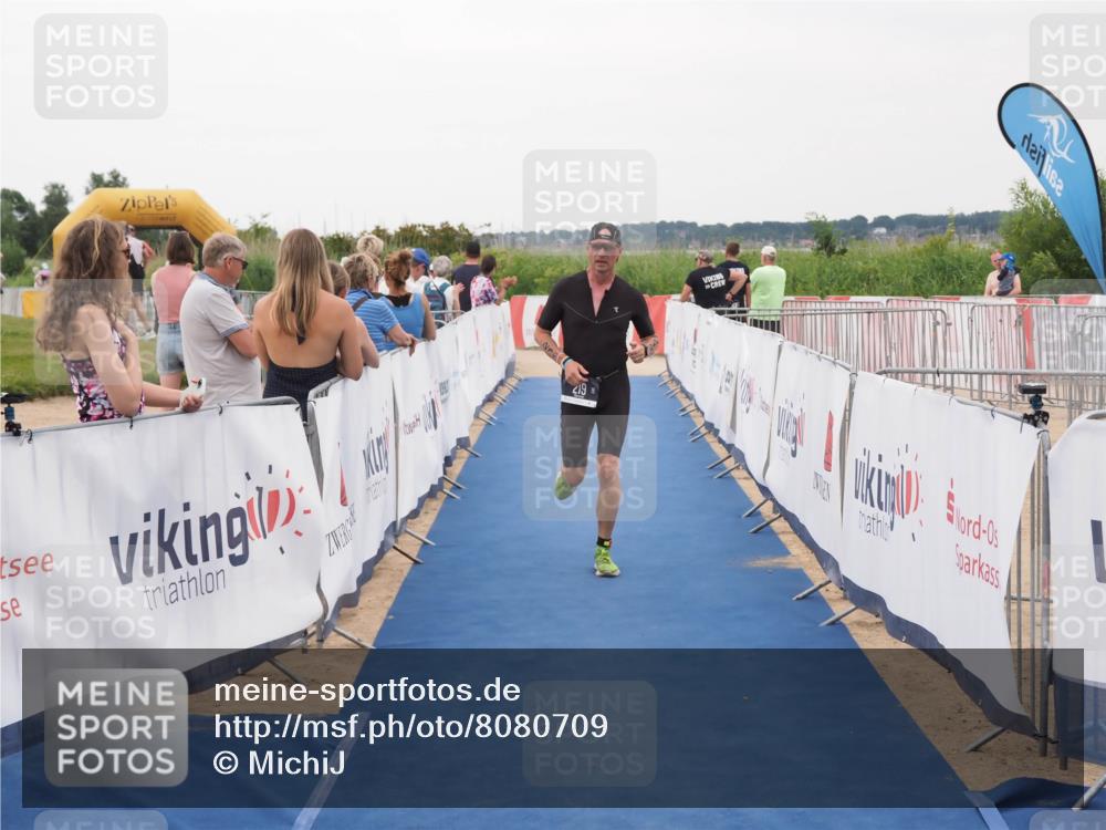22.06.2025 - Viking Triathlon MichiJ http://msf.ph/oto/8080709 22.06.2025 15:57:44 Ziel 219 meine-sportfotos.de