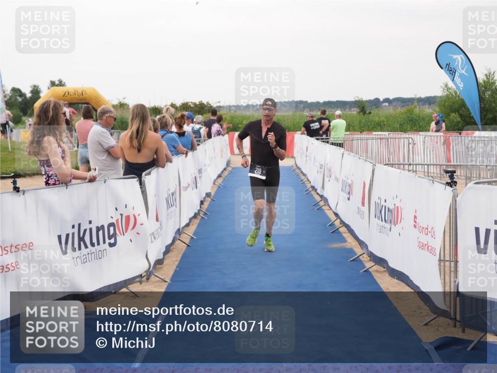 22.06.2025 - Viking Triathlon MichiJ http://msf.ph/oto/8080714 22.06.2025 15:57:44 Ziel 219 meine-sportfotos.de