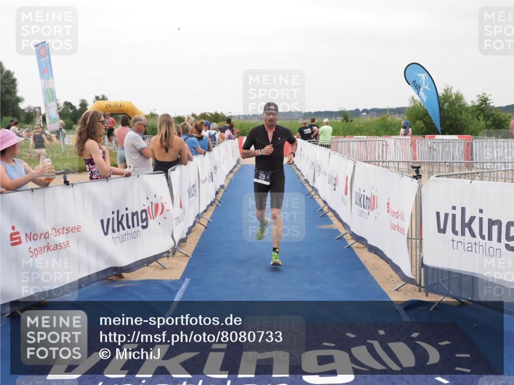 22.06.2025 - Viking Triathlon MichiJ http://msf.ph/oto/8080733 22.06.2025 15:57:45 Ziel 219 meine-sportfotos.de
