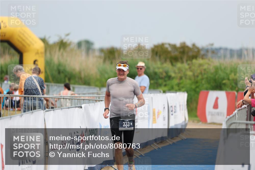 22.06.2025 - Viking Triathlon Yannick Fuchs http://msf.ph/oto/8080763 22.06.2025 17:03:29 Ziel 333 meine-sportfotos.de