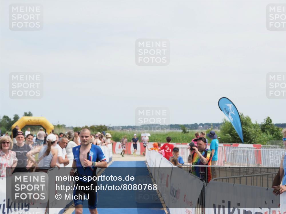 22.06.2025 - Viking Triathlon MichiJ http://msf.ph/oto/8080768 22.06.2025 14:23:16 Ziel 347 meine-sportfotos.de