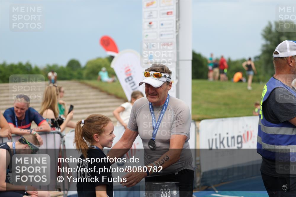 22.06.2025 - Viking Triathlon Yannick Fuchs http://msf.ph/oto/8080782 22.06.2025 17:03:40 Ziel  meine-sportfotos.de