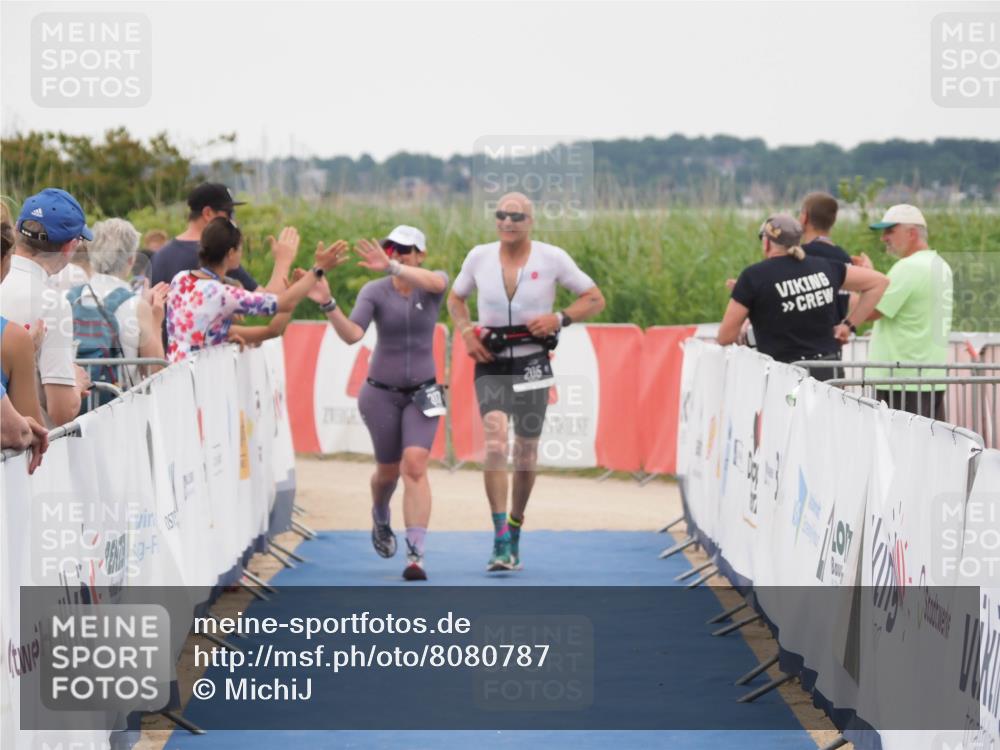 22.06.2025 - Viking Triathlon MichiJ http://msf.ph/oto/8080787 22.06.2025 15:57:51 Ziel 205, 317 meine-sportfotos.de