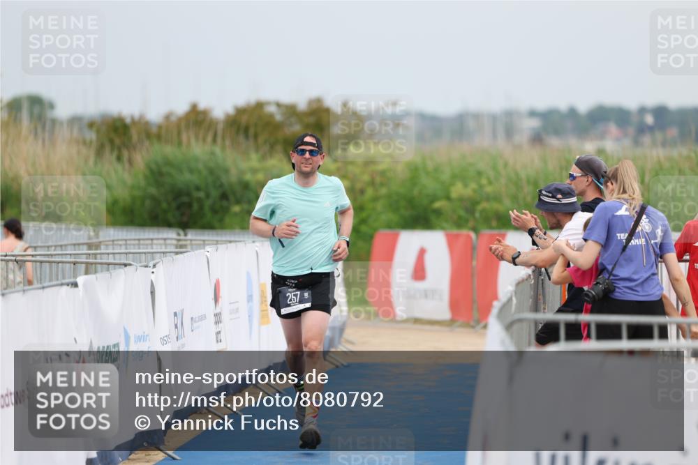 22.06.2025 - Viking Triathlon Yannick Fuchs http://msf.ph/oto/8080792 22.06.2025 17:04:32 Ziel 257 meine-sportfotos.de