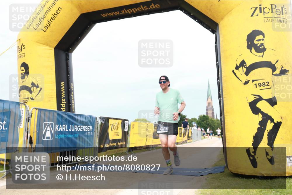 22.06.2025 - Viking Triathlon H.Heesch http://msf.ph/oto/8080827 22.06.2025 17:04:18 Laufen 257 meine-sportfotos.de