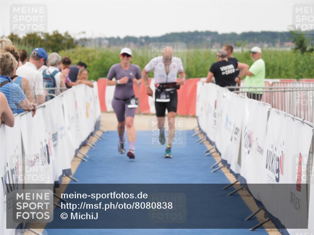 22.06.2025 - Viking Triathlon MichiJ http://msf.ph/oto/8080838 22.06.2025 15:57:52 Ziel 205, 317 meine-sportfotos.de