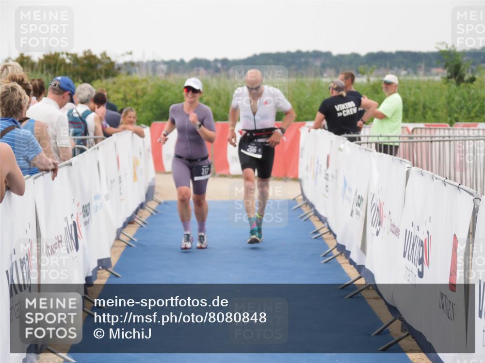 22.06.2025 - Viking Triathlon MichiJ http://msf.ph/oto/8080848 22.06.2025 15:57:52 Ziel 205, 317 meine-sportfotos.de