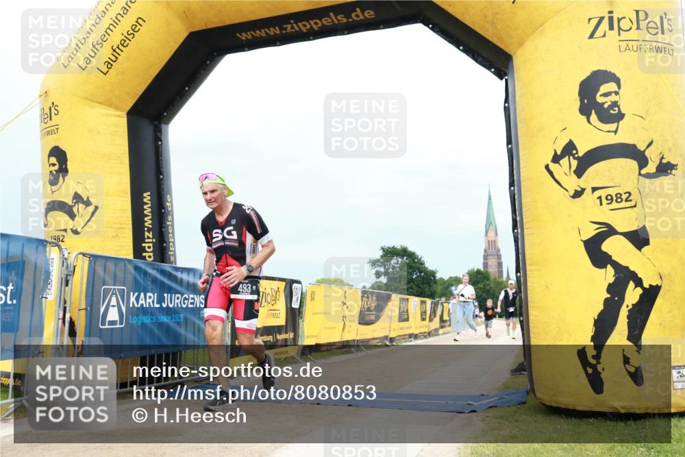 22.06.2025 - Viking Triathlon H.Heesch http://msf.ph/oto/8080853 22.06.2025 17:09:21 Laufen 493 meine-sportfotos.de