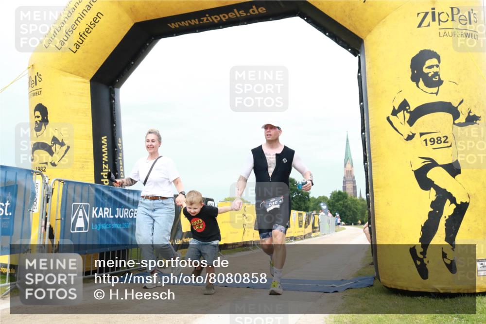 22.06.2025 - Viking Triathlon H.Heesch http://msf.ph/oto/8080858 22.06.2025 17:09:27 Laufen 246, 493 meine-sportfotos.de