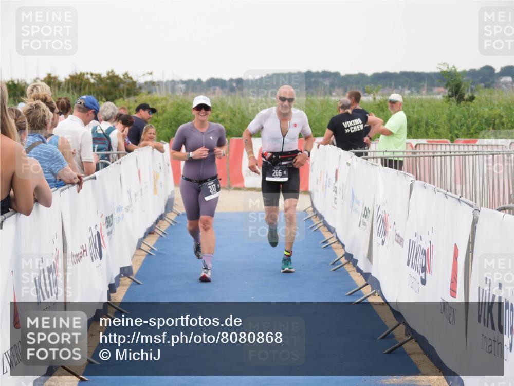 22.06.2025 - Viking Triathlon MichiJ http://msf.ph/oto/8080868 22.06.2025 15:57:53 Ziel 205, 317 meine-sportfotos.de