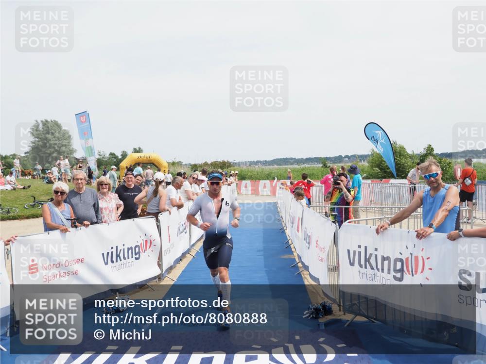 22.06.2025 - Viking Triathlon MichiJ http://msf.ph/oto/8080888 22.06.2025 14:23:31 Ziel 6 meine-sportfotos.de