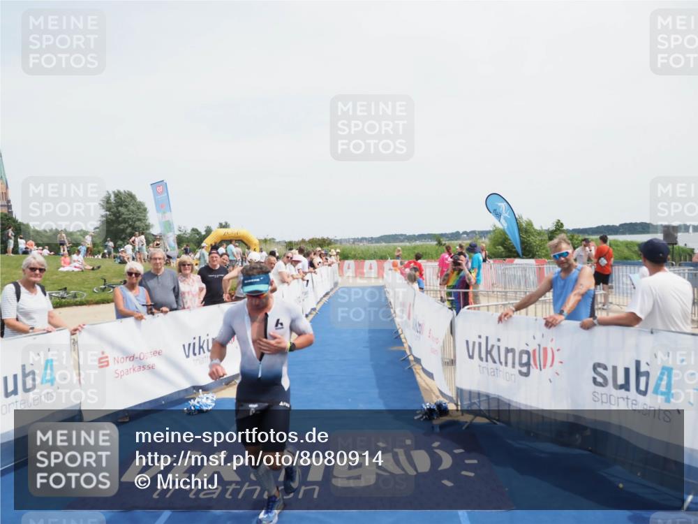 22.06.2025 - Viking Triathlon MichiJ http://msf.ph/oto/8080914 22.06.2025 14:23:31 Ziel 6 meine-sportfotos.de