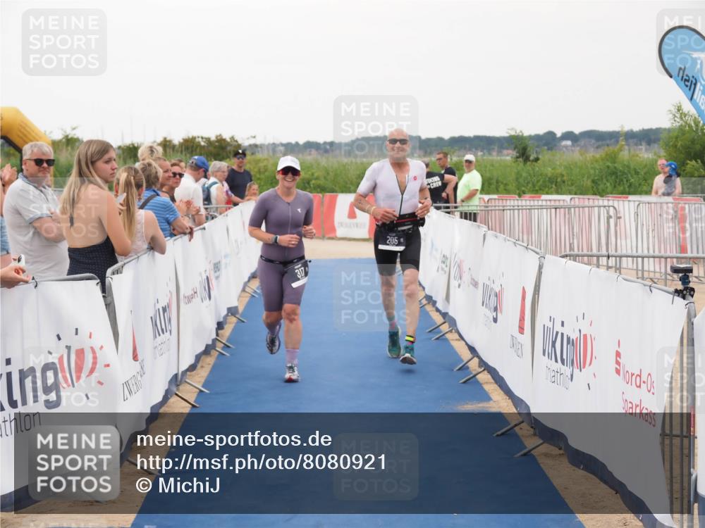 22.06.2025 - Viking Triathlon MichiJ http://msf.ph/oto/8080921 22.06.2025 15:57:54 Ziel 205, 317 meine-sportfotos.de