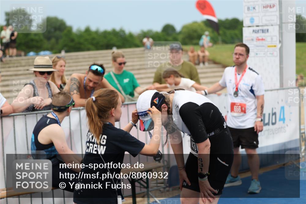 22.06.2025 - Viking Triathlon Yannick Fuchs http://msf.ph/oto/8080932 22.06.2025 17:05:51 Ziel 431 meine-sportfotos.de