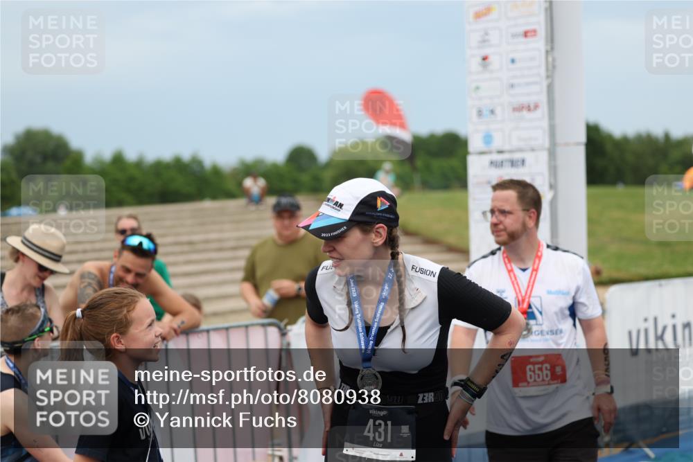22.06.2025 - Viking Triathlon Yannick Fuchs http://msf.ph/oto/8080938 22.06.2025 17:05:53 Ziel  meine-sportfotos.de