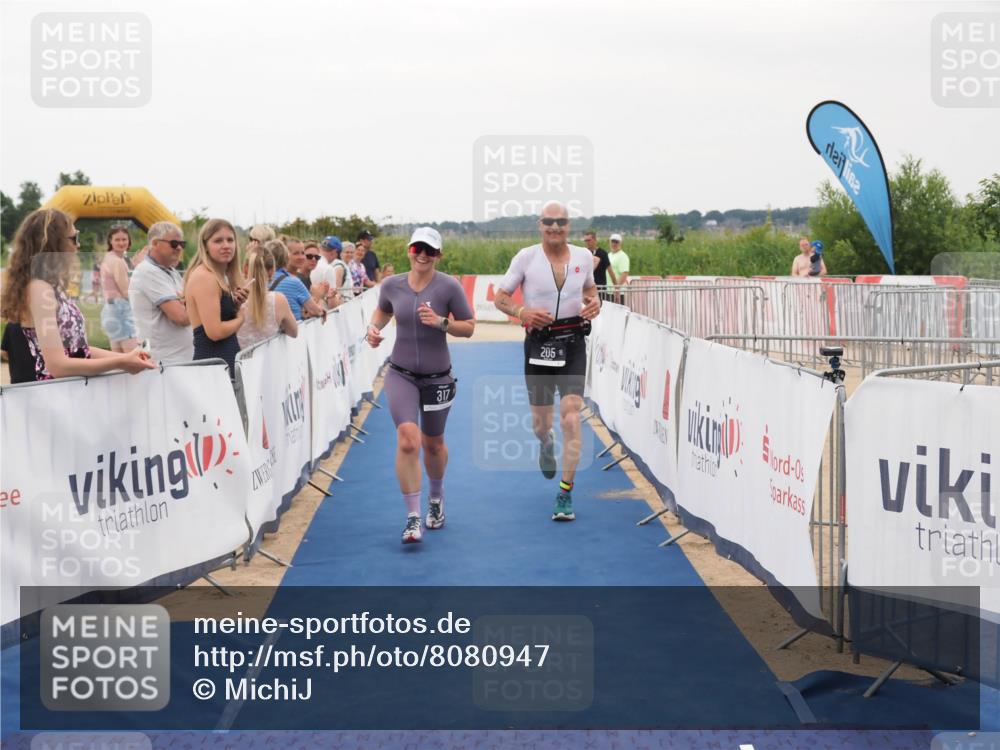 22.06.2025 - Viking Triathlon MichiJ http://msf.ph/oto/8080947 22.06.2025 15:57:55 Ziel 205, 317 meine-sportfotos.de