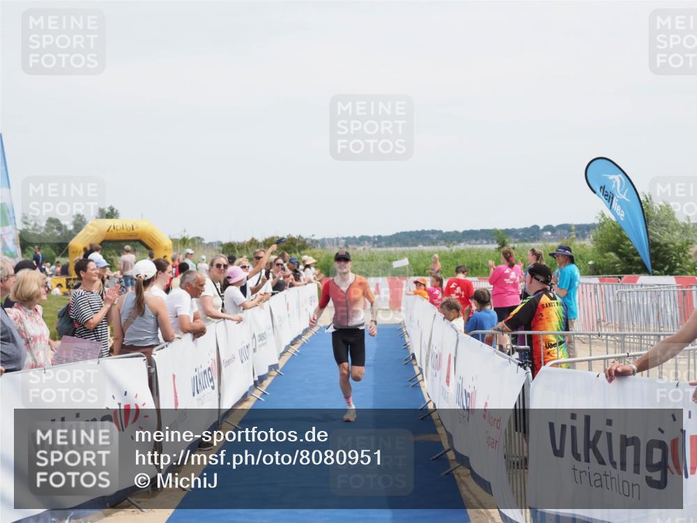 22.06.2025 - Viking Triathlon MichiJ http://msf.ph/oto/8080951 22.06.2025 14:23:50 Ziel 33 meine-sportfotos.de