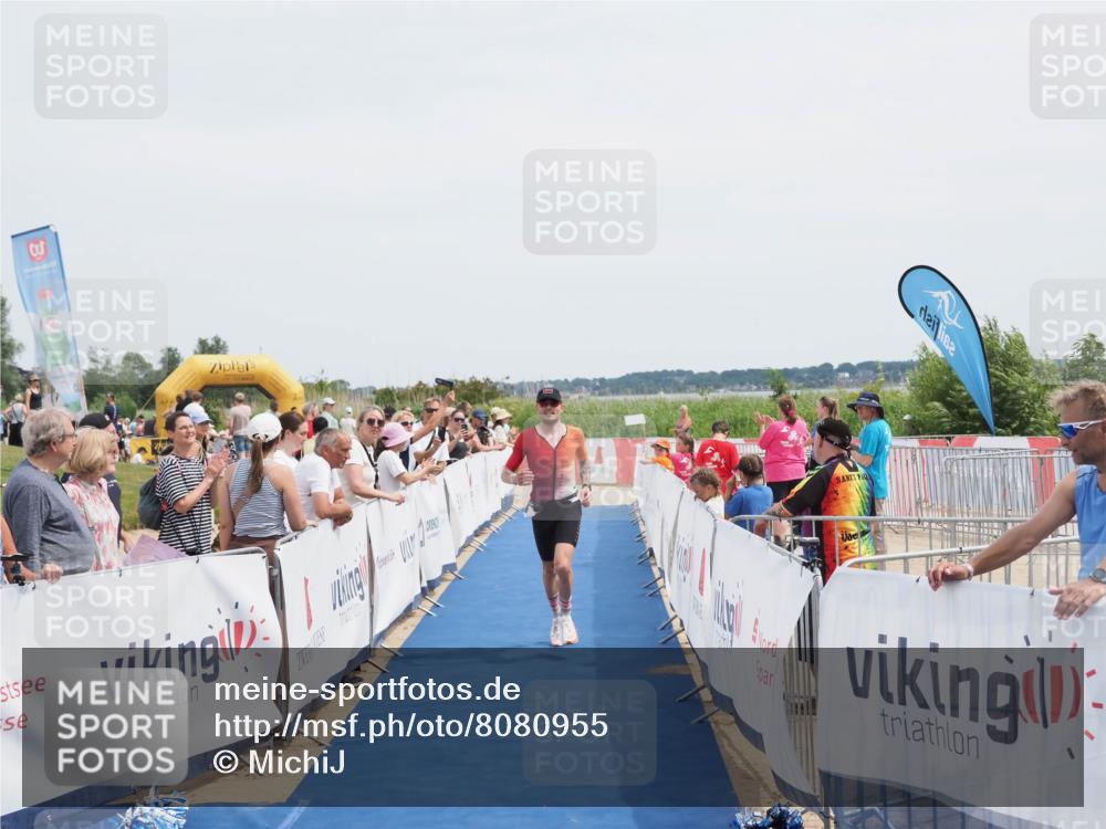 22.06.2025 - Viking Triathlon MichiJ http://msf.ph/oto/8080955 22.06.2025 14:23:50 Ziel 33 meine-sportfotos.de
