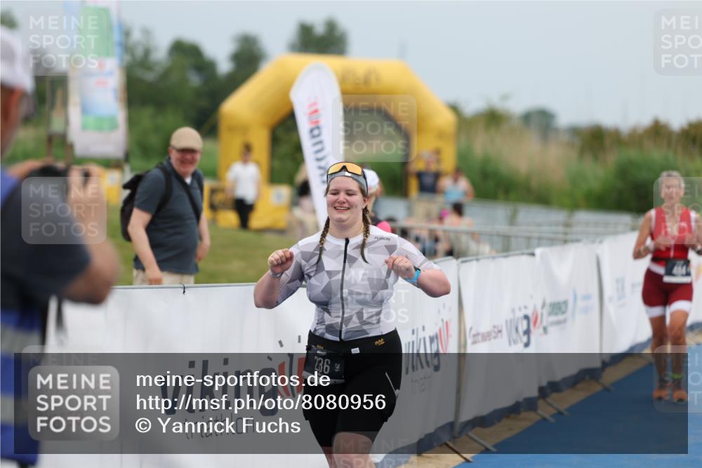 22.06.2025 - Viking Triathlon Yannick Fuchs http://msf.ph/oto/8080956 22.06.2025 17:07:22 Ziel 236, 484 meine-sportfotos.de