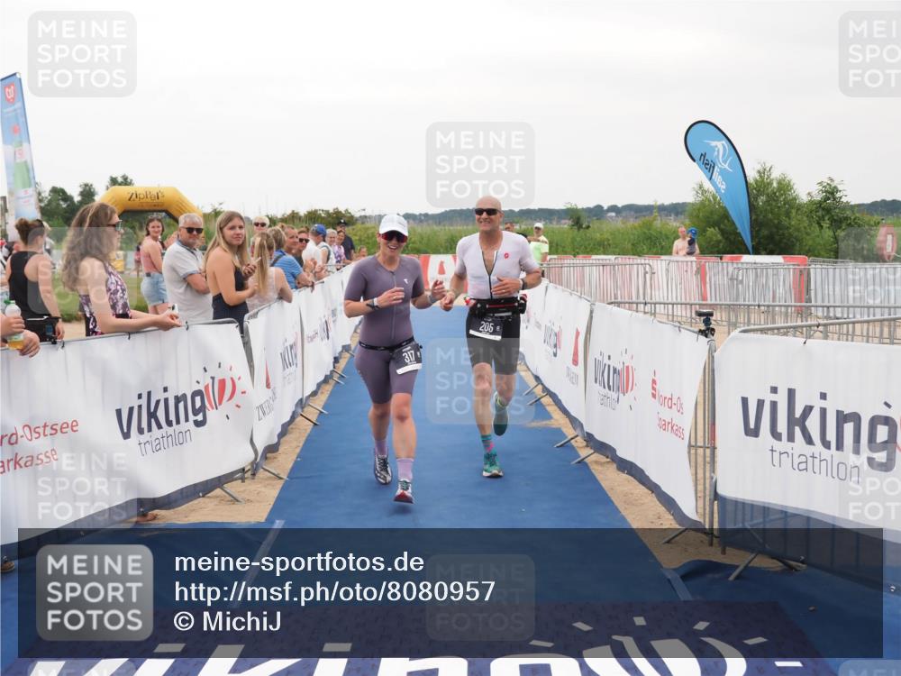 22.06.2025 - Viking Triathlon MichiJ http://msf.ph/oto/8080957 22.06.2025 15:57:55 Ziel 205, 317 meine-sportfotos.de