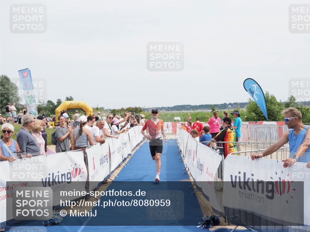 22.06.2025 - Viking Triathlon MichiJ http://msf.ph/oto/8080959 22.06.2025 14:23:50 Ziel 33 meine-sportfotos.de