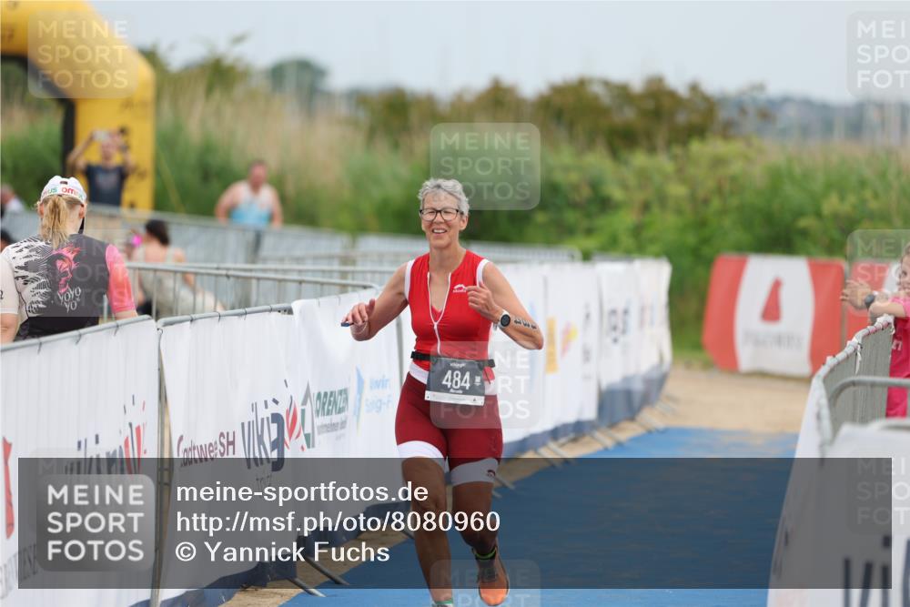 22.06.2025 - Viking Triathlon Yannick Fuchs http://msf.ph/oto/8080960 22.06.2025 17:07:23 Ziel 236, 484 meine-sportfotos.de