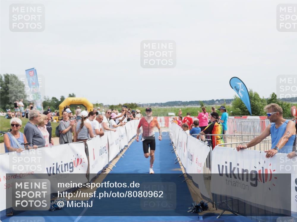 22.06.2025 - Viking Triathlon MichiJ http://msf.ph/oto/8080962 22.06.2025 14:23:50 Ziel 33 meine-sportfotos.de