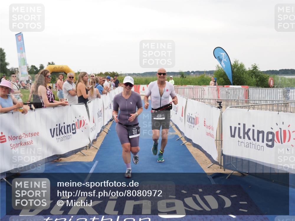 22.06.2025 - Viking Triathlon MichiJ http://msf.ph/oto/8080972 22.06.2025 15:57:56 Ziel 205, 317 meine-sportfotos.de