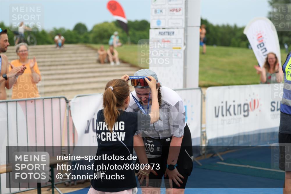 22.06.2025 - Viking Triathlon Yannick Fuchs http://msf.ph/oto/8080973 22.06.2025 17:07:27 Ziel 236, 484 meine-sportfotos.de