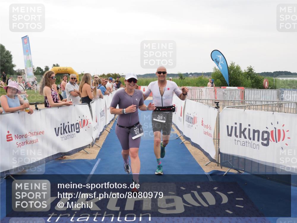 22.06.2025 - Viking Triathlon MichiJ http://msf.ph/oto/8080979 22.06.2025 15:57:56 Ziel 205, 317 meine-sportfotos.de