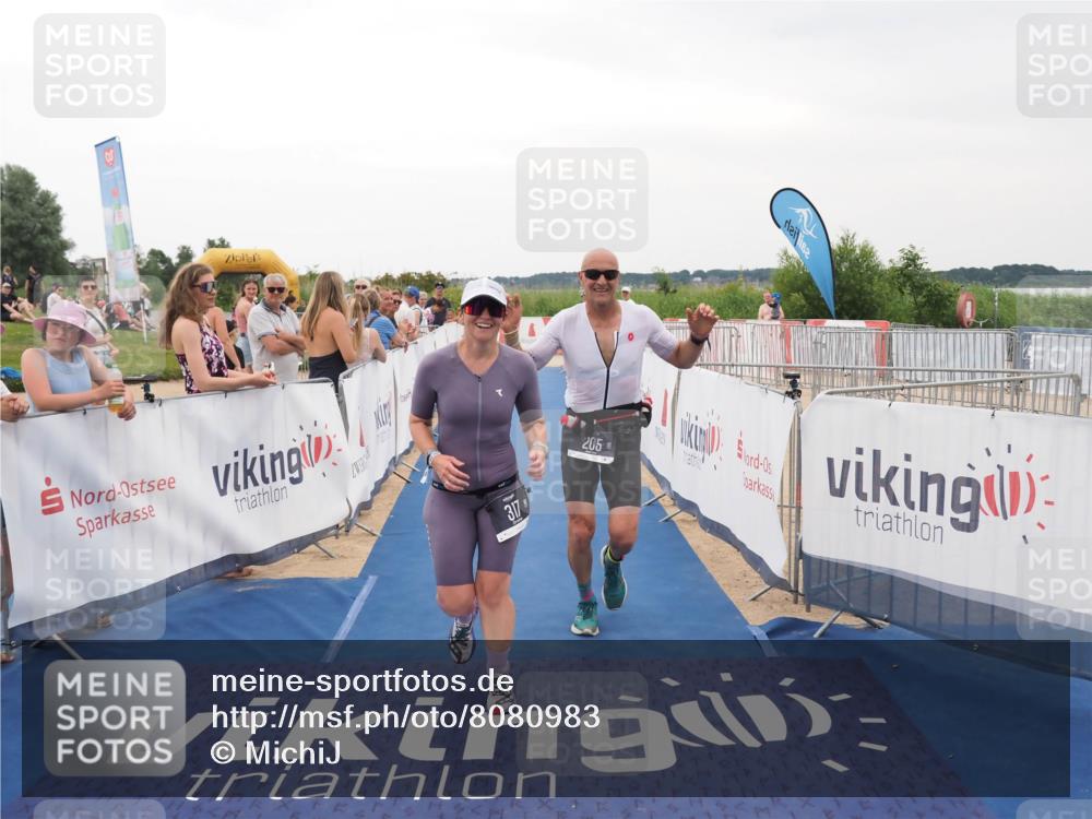 22.06.2025 - Viking Triathlon MichiJ http://msf.ph/oto/8080983 22.06.2025 15:57:56 Ziel 205, 317 meine-sportfotos.de