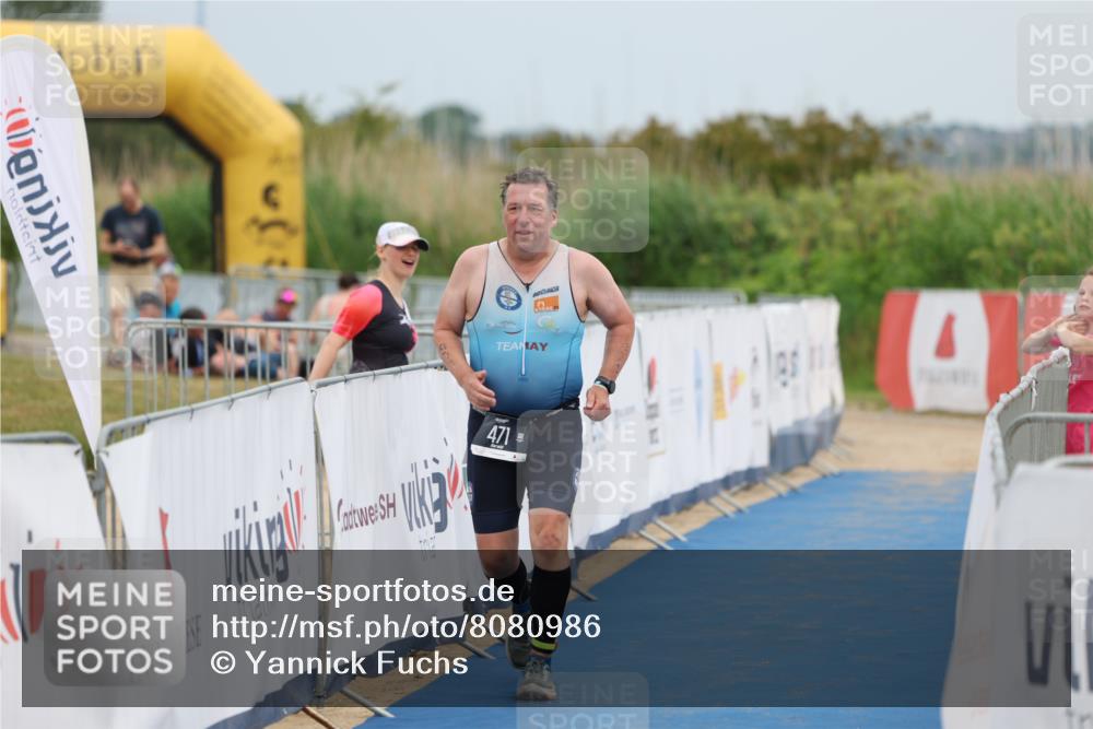 22.06.2025 - Viking Triathlon Yannick Fuchs http://msf.ph/oto/8080986 22.06.2025 17:07:37 Ziel 471 meine-sportfotos.de