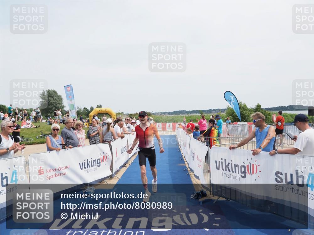 22.06.2025 - Viking Triathlon MichiJ http://msf.ph/oto/8080989 22.06.2025 14:23:51 Ziel 33 meine-sportfotos.de