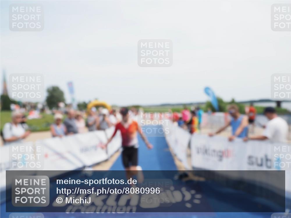 22.06.2025 - Viking Triathlon MichiJ http://msf.ph/oto/8080996 22.06.2025 14:23:51 Ziel 33 meine-sportfotos.de