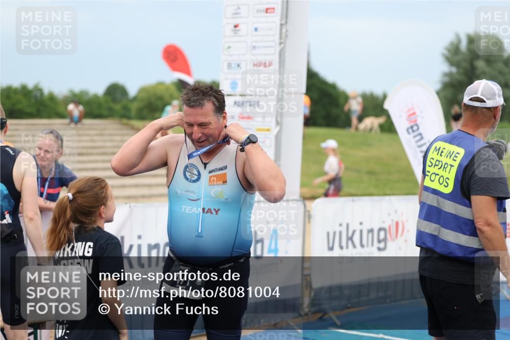 22.06.2025 - Viking Triathlon Yannick Fuchs http://msf.ph/oto/8081004 22.06.2025 17:07:47 Ziel  meine-sportfotos.de