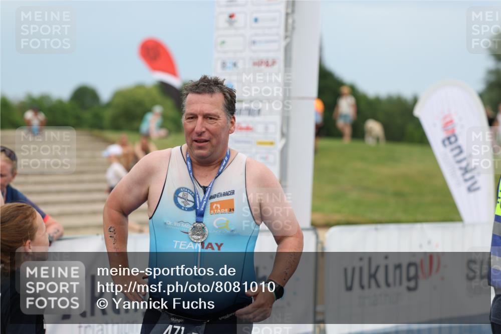 22.06.2025 - Viking Triathlon Yannick Fuchs http://msf.ph/oto/8081010 22.06.2025 17:07:48 Ziel  meine-sportfotos.de