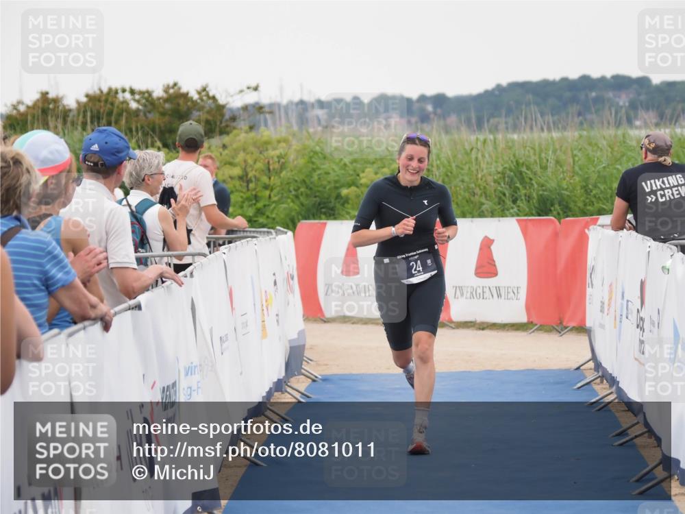 22.06.2025 - Viking Triathlon MichiJ http://msf.ph/oto/8081011 22.06.2025 15:58:27 Ziel 24 meine-sportfotos.de